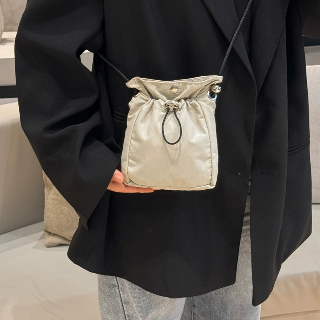 Elora Signature-tas